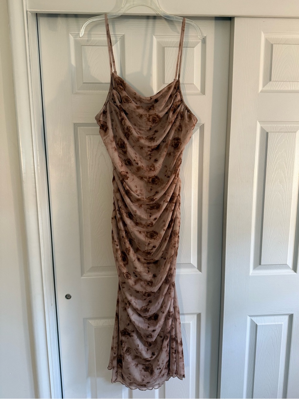 Women's Floral Ruched Bodycon Midi Dress - NWT